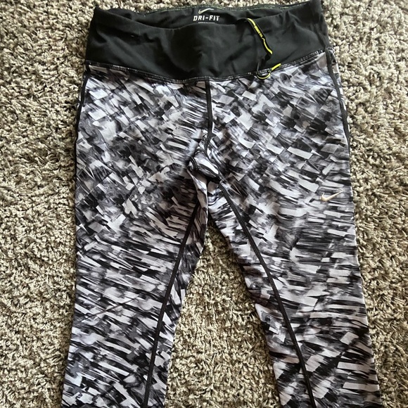 leggings - Picture 1 of 2
